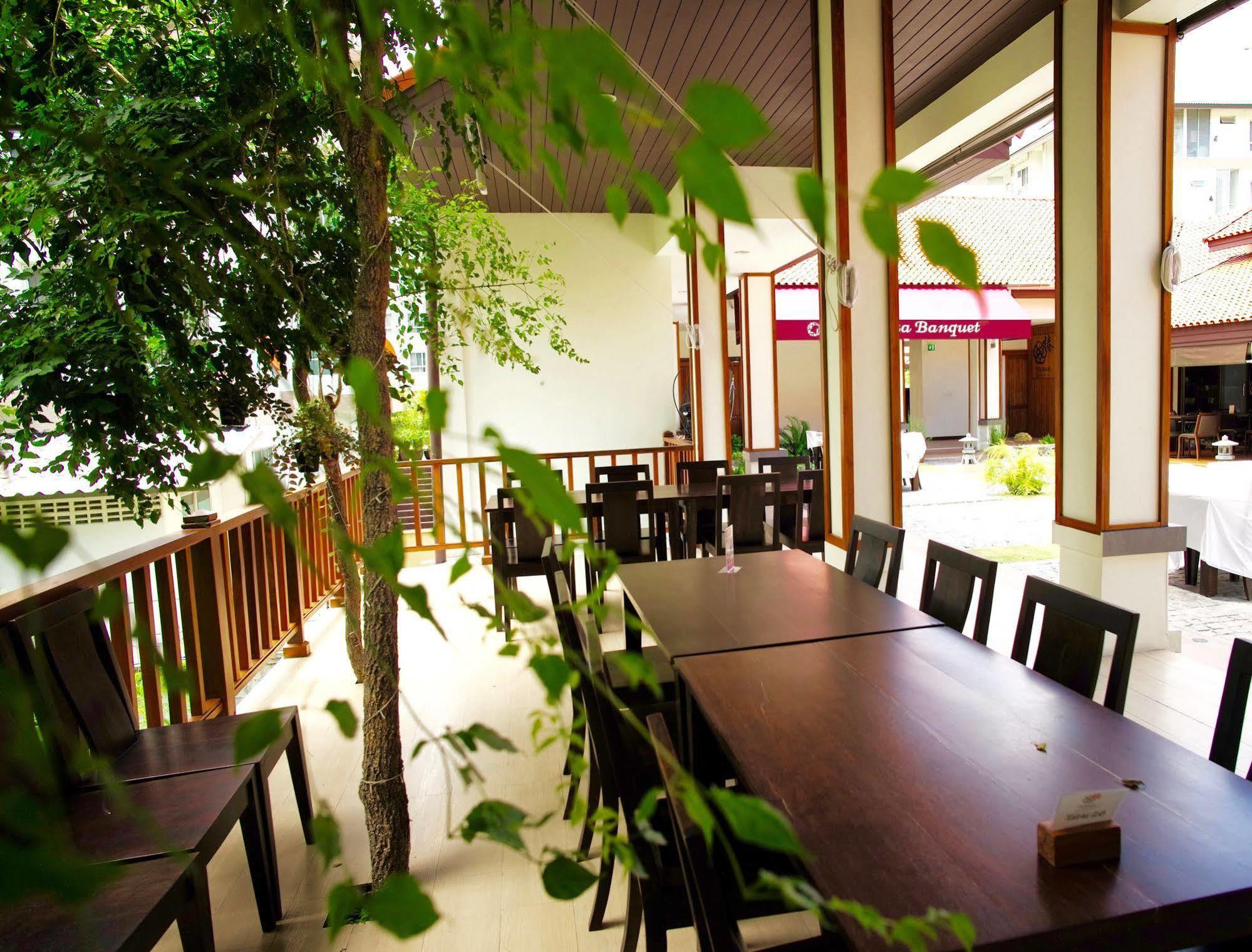J. Park Hotel Chonburi Exterior photo